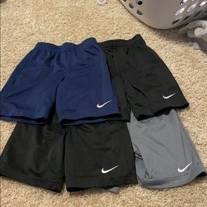 Boys size 5/6 Nike Mesh shorts
